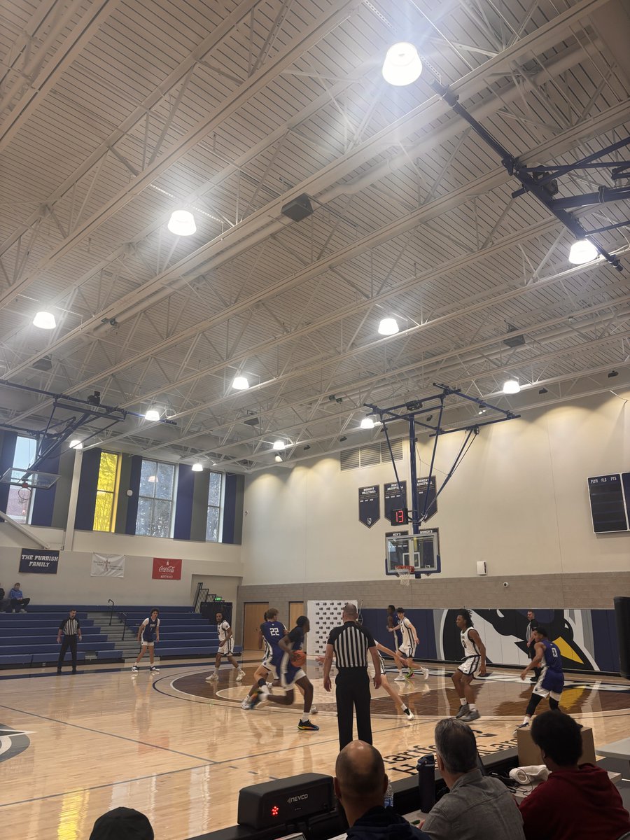 Dylan Thayer tweet media