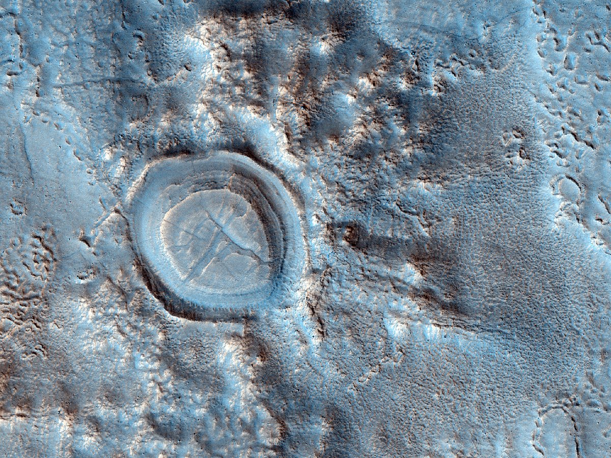 HiRISE: Beautiful Mars tweet media