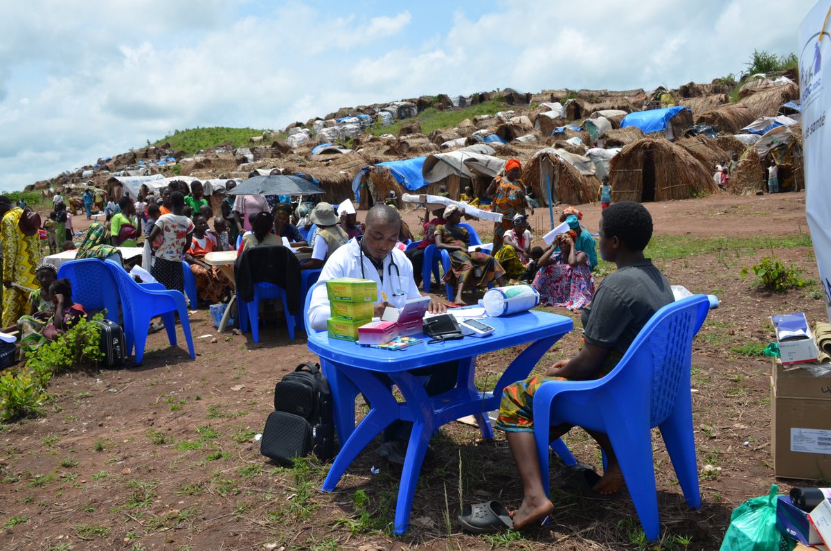 Apedcrdc's tweet photo. Avec l’appui financier de @UNFPA / @UNCERF , APEDC-RDC renforce l’accès des communautés aux soins médicaux en organisant des cliniques mobiles dans les zones de santé de Kalemie et Nyemba, notamment dans les aires de santé de Kifungo, Makala, Kabimba, Lukwangulo et Kyoko https://t.co/AijxdTRljT