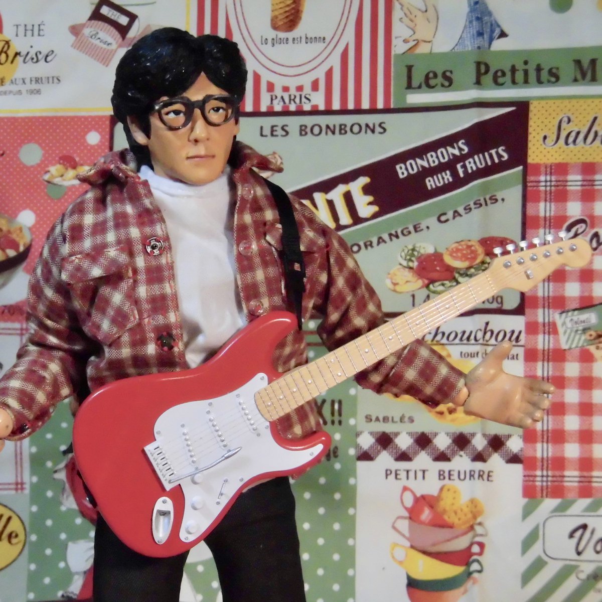 今夏君からグリーティング
佐野元春さんへ　誕生日おめでとうございます。
hahaha Happy birthda~y