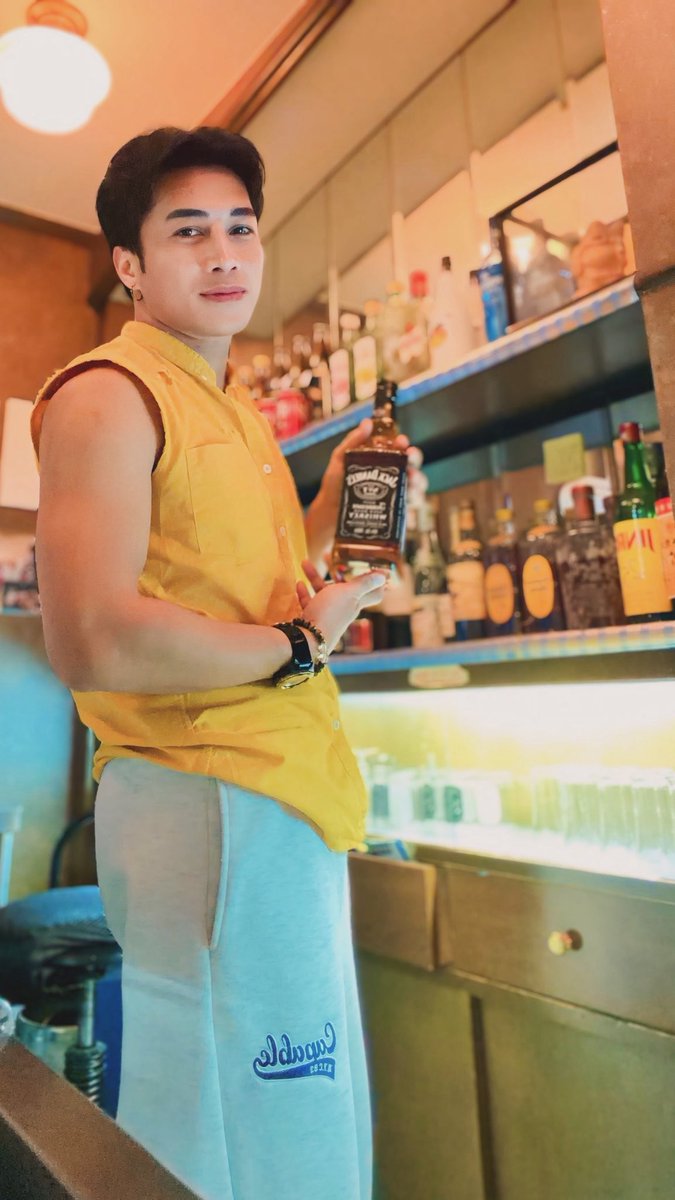 aquababies's tweet photo. JD 🥂🍻🥃 https://t.co/rMaOk6lu81