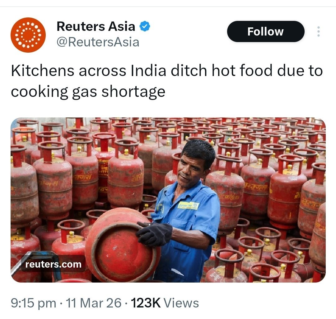 deva1956's tweet image. Hello ! @ReutersAsia we are enjoying hot freshly cooked  food as usual . Ask your stale food eating reporters to  be honest in their assesment of the situation. #Liars ))