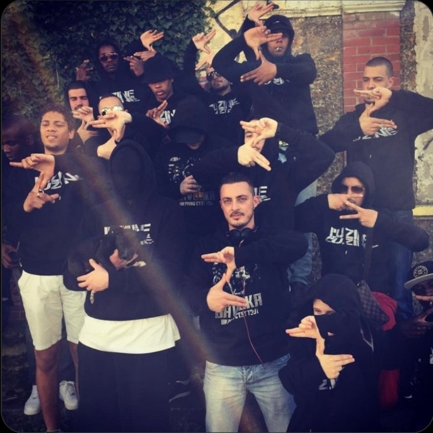 Aseda 👩🏫👮♂️🇫🇷 tweet media