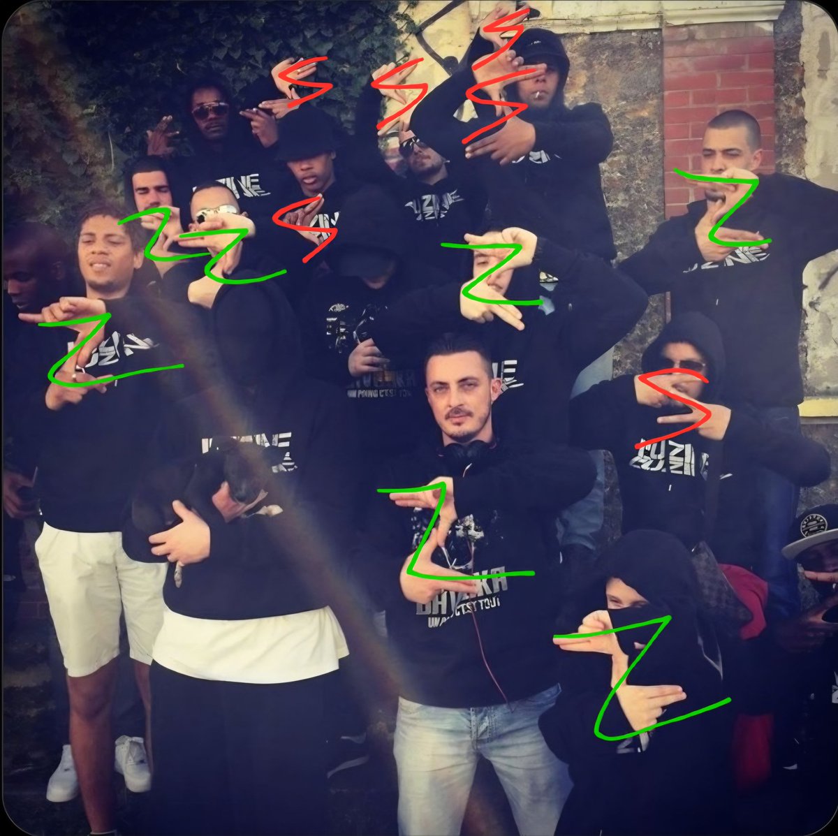 Aseda 👩🏫👮♂️🇫🇷 tweet media