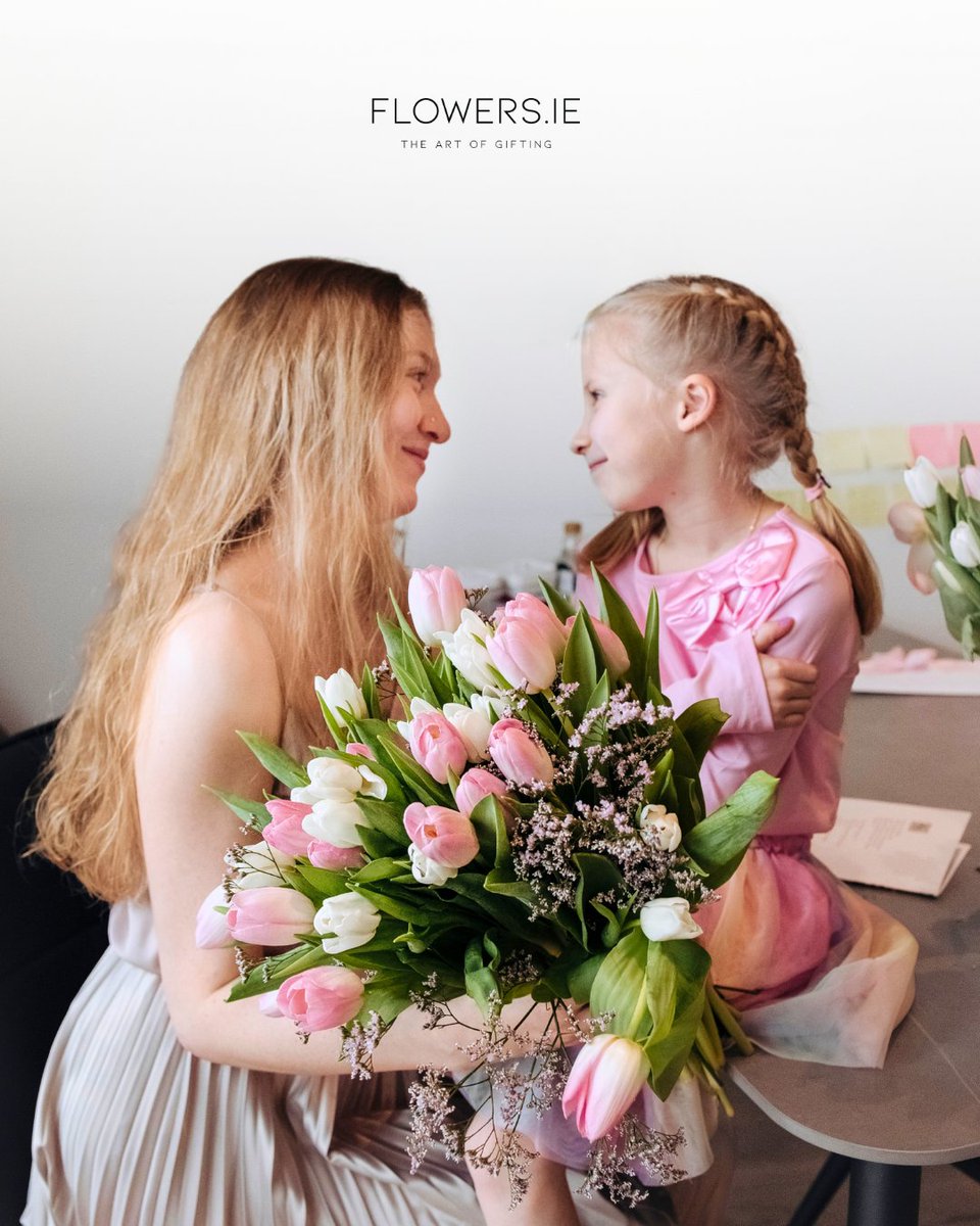 Flowers.ie tweet media