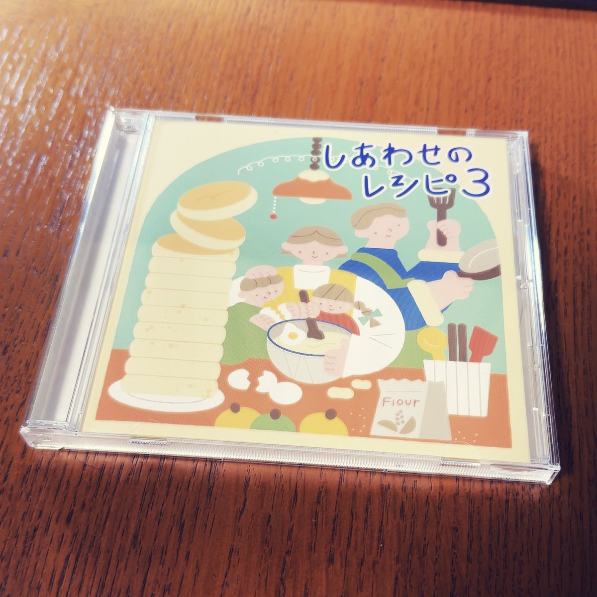 asaimari's tweet photo. 参加させて頂いたアルバムのCDサンプルが届きました💿
４曲も演奏させて頂いています！
素敵な曲ばかりで楽しかったです！

クレジット見たら、guitarの大悟さんとご一緒してた！めちゃくちゃ嬉しい❣️

2026年3月18日発売です🤍 https://t.co/kiqzYcZnJ6