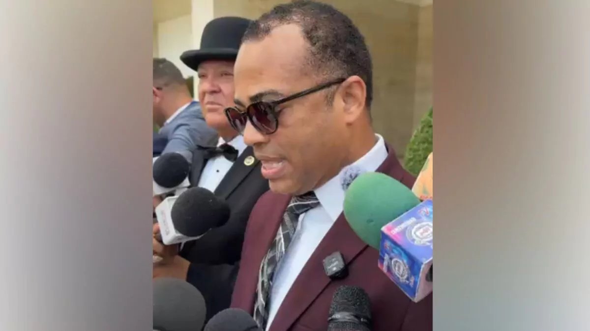 SIN24Horas's tweet image. Proyecto Visión Nación y Foro de Candidatura Independiente exigen al Congreso respetar la Constitución #NoticiasSIN #JCE

Detalles en: noticiassin.com/pais/nacional/…