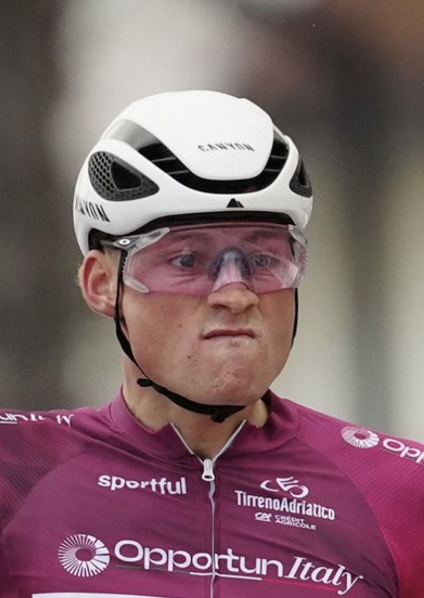 Anna Mac 👑🪱 🌈🖤 tweet media