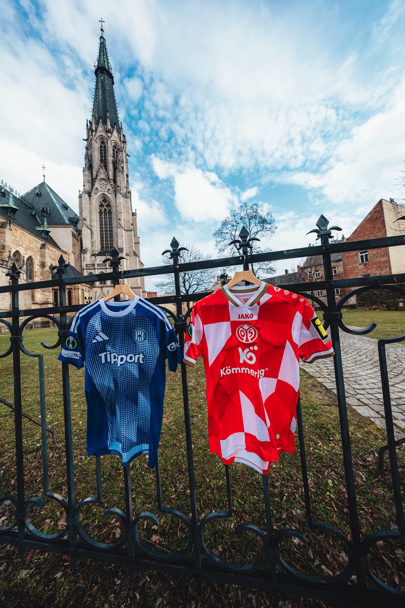 1. FSV Mainz 05 tweet media