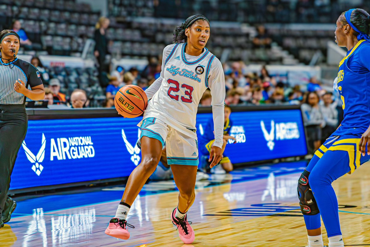 Josh McDaniel 📷 tweet media