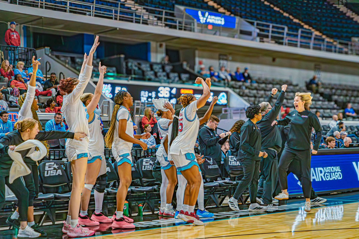 Josh McDaniel 📷 tweet media