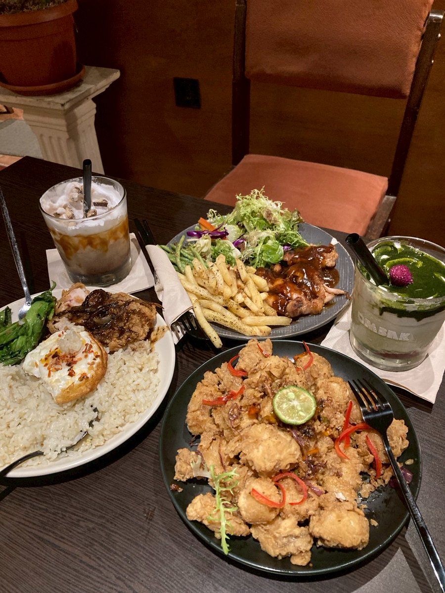 can-can! tweet media