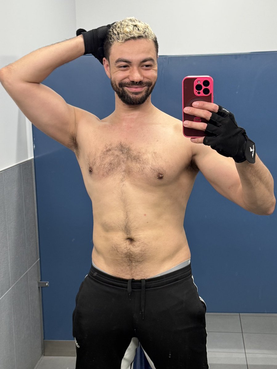 A N G E L tweet media