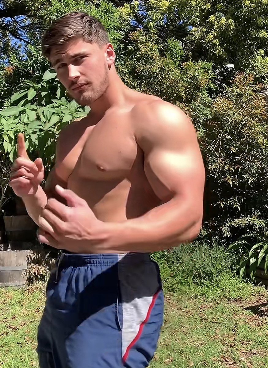 Chubby Cab tweet media