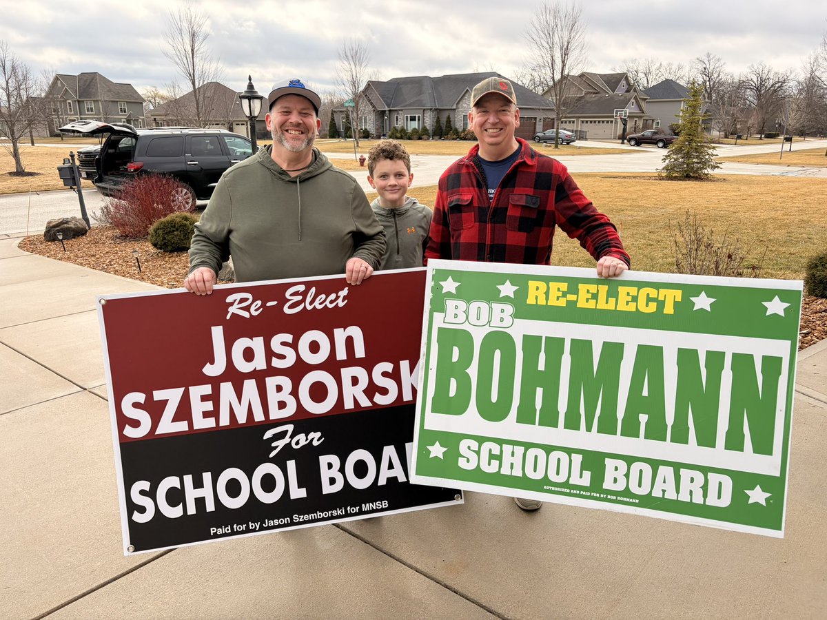 Jason and Bob are fighting to keep Muskego on the right track. 

Family, community and faith leaders out making a difference!

Elections are April 7th, go vote!!