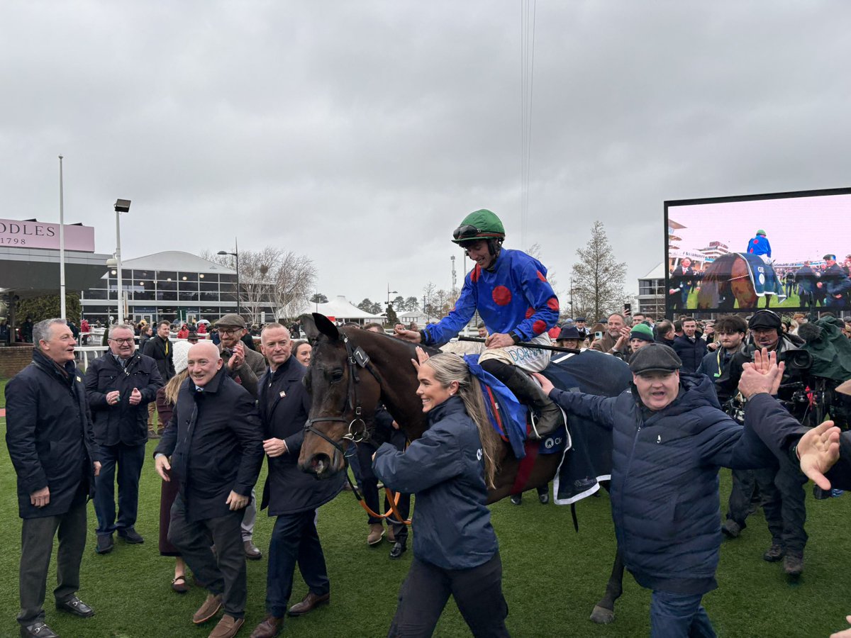 Ashley Iveson tweet media