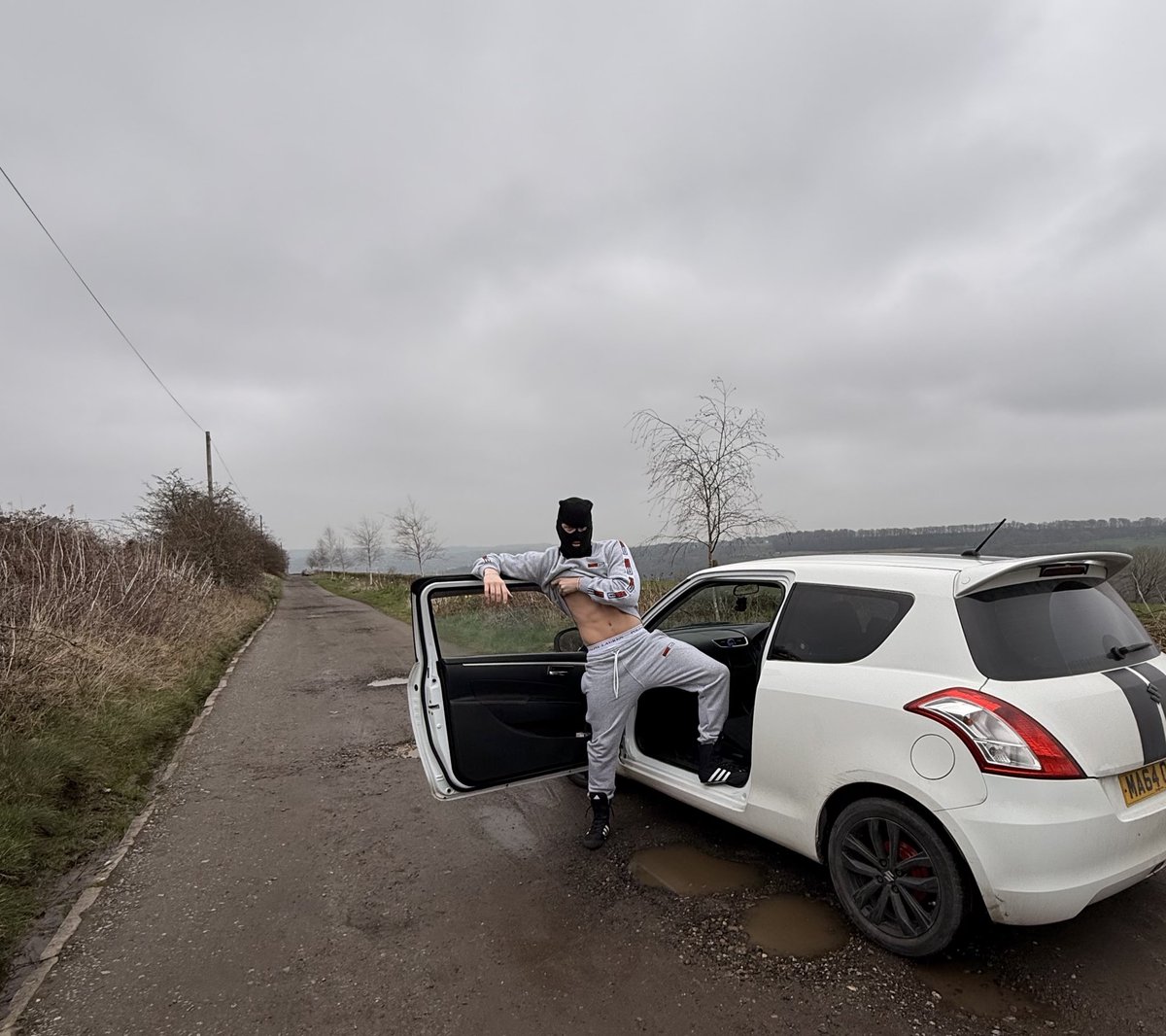 CHAVBARB tweet media