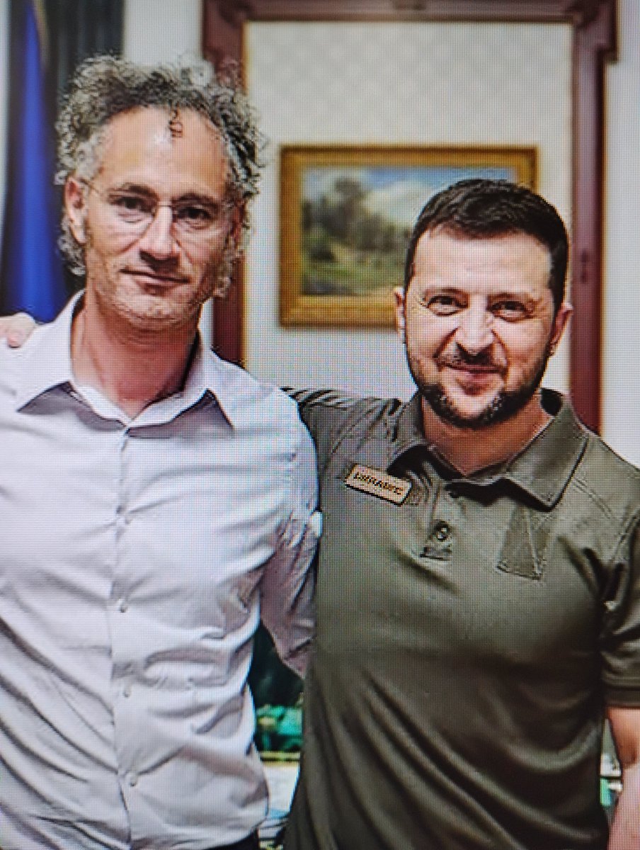 the real Orwell Huxley tweet media