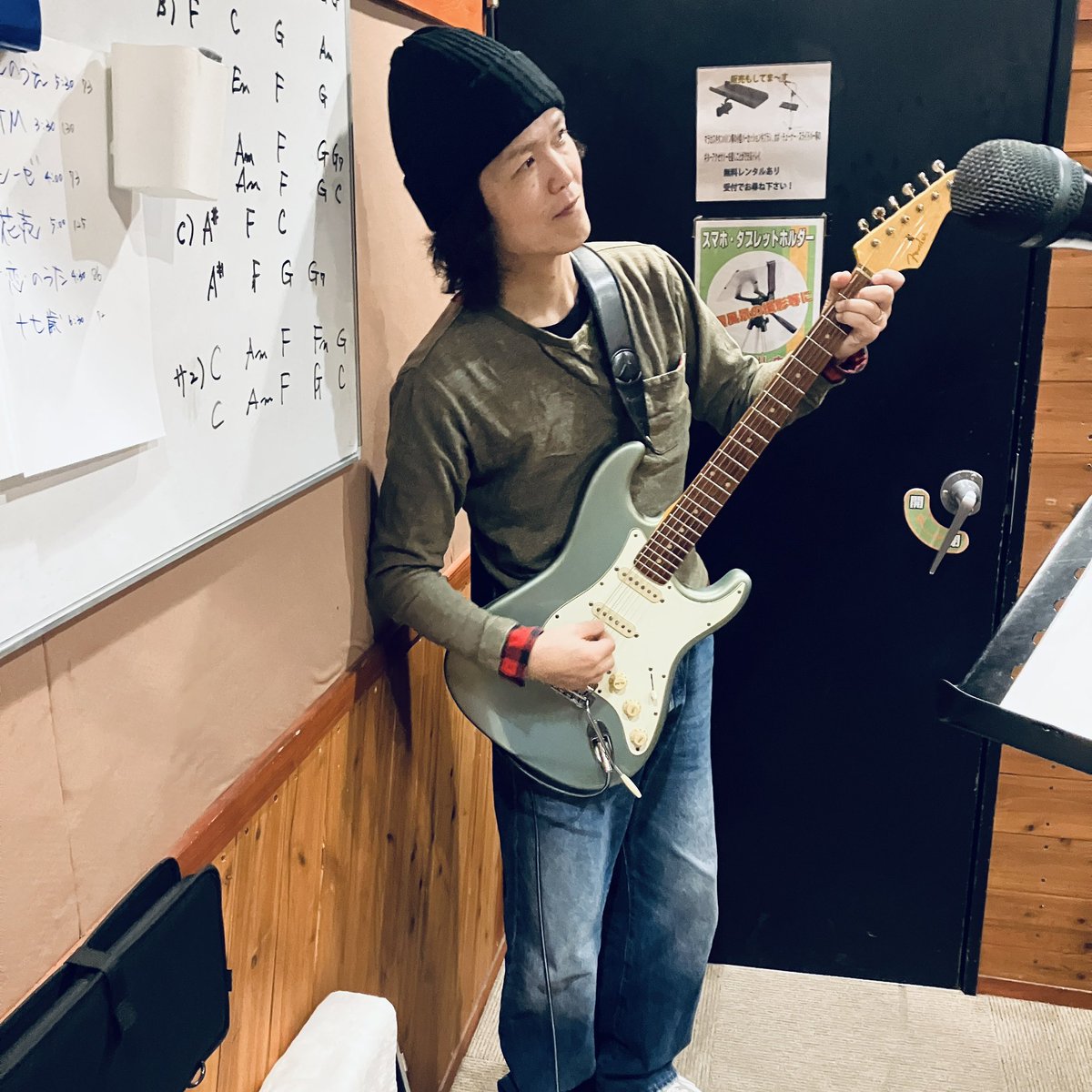 buranakab's tweet photo. ヤンキーズショウだい

2026.4.11（土）
大名中央区福岡市
『Good music in HIMITSU』

OPEN 19:00 / START 19:30
料金：2500円（+1D¥600）

TOILET&amp;C'MONMUSICS
ヤンキーズ
Sy lokk（岡山）

戦争に反対する唯一の手段は、各自の生活を美しくして、それに執着することである

きみがいないとスロウ https://t.co/TMrewfJsh9