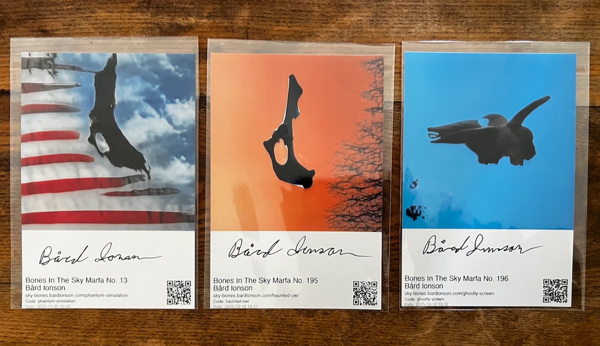 Shortcut tweet media