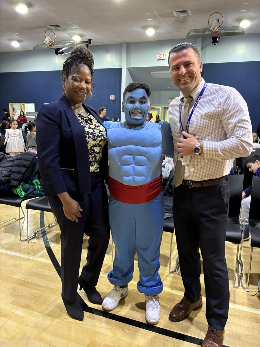 Learners & Leaders- PS 305Q tweet media