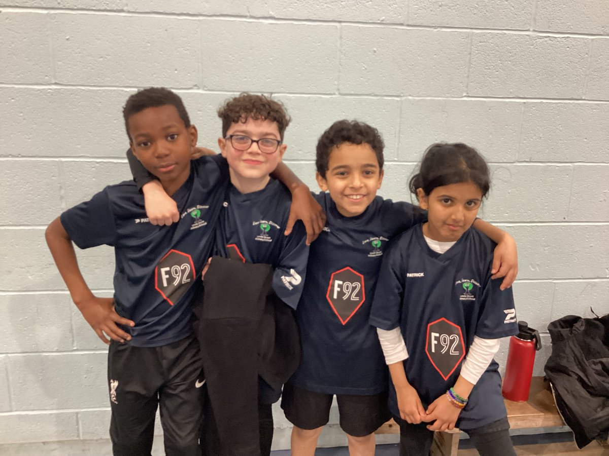 Excellent passing, moving, throwing and catching on display at today’s handball tournament. Well done all