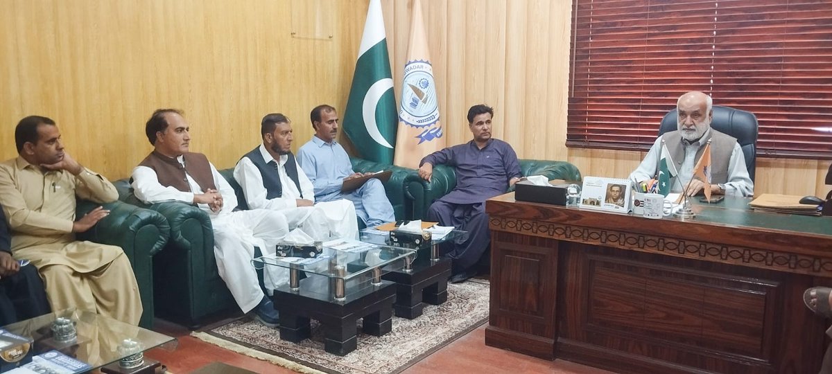 uniofgwd's tweet photo. UG reviews academic &amp; administrative affairs in a meeting chaired by VC. Classes to shift online as per govt directives. Cost-reduction measures approved, including fuel cuts. Preparations for UG’s 1st Convocation after Eid also reviewed.
#UGPR #Gwadar #HigherEducation https://t.co/kohpBBcXeg