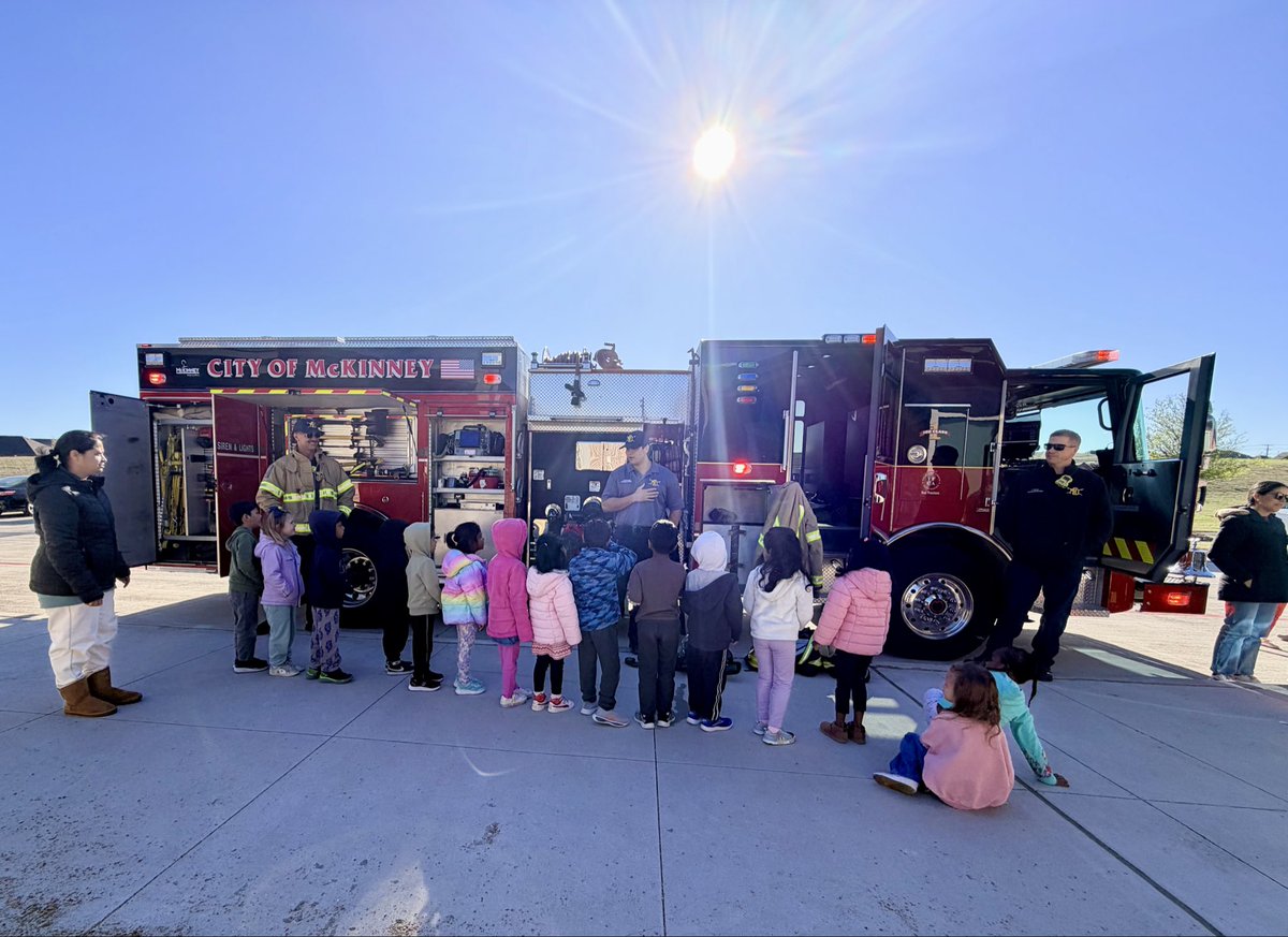 Mrs. Moreno tweet media