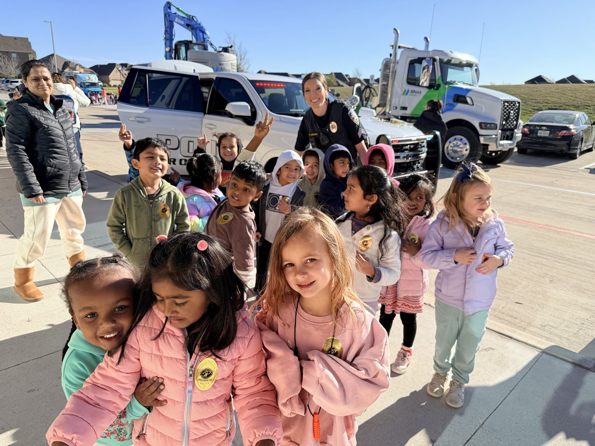 Mrs. Moreno tweet media