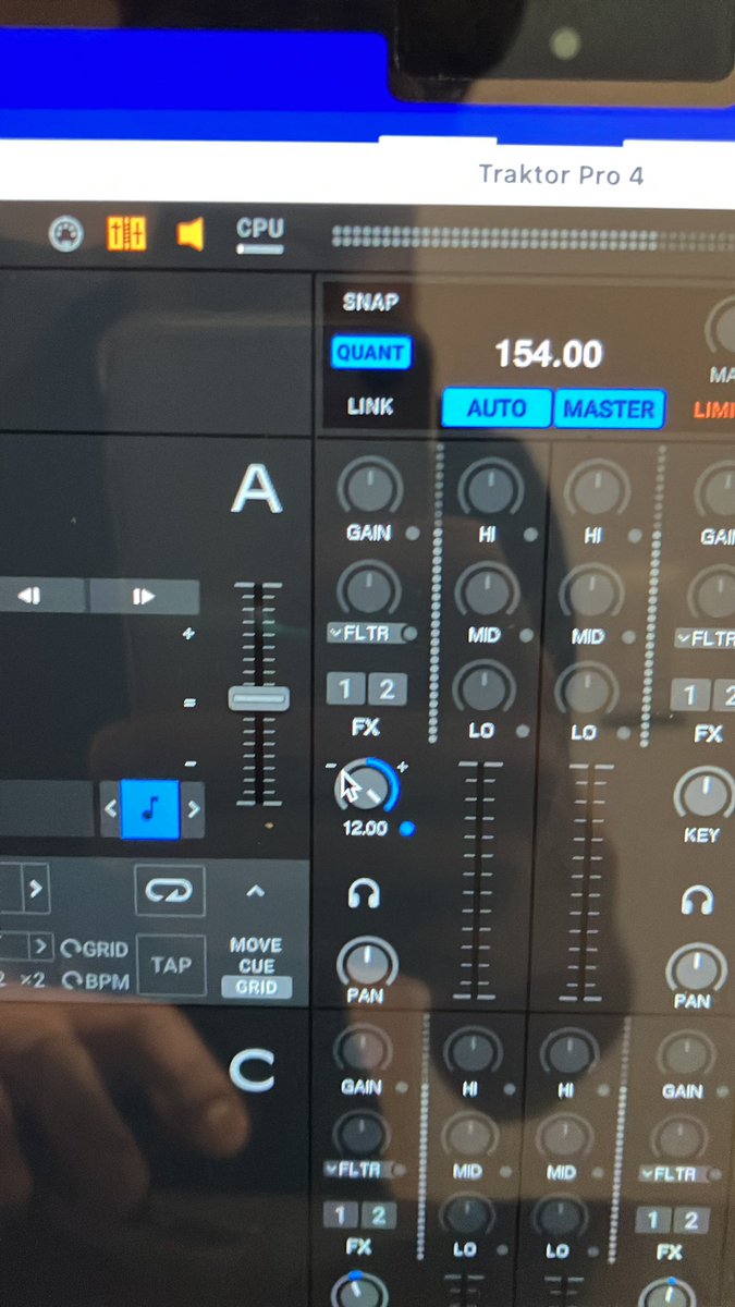 ヒコク tweet media