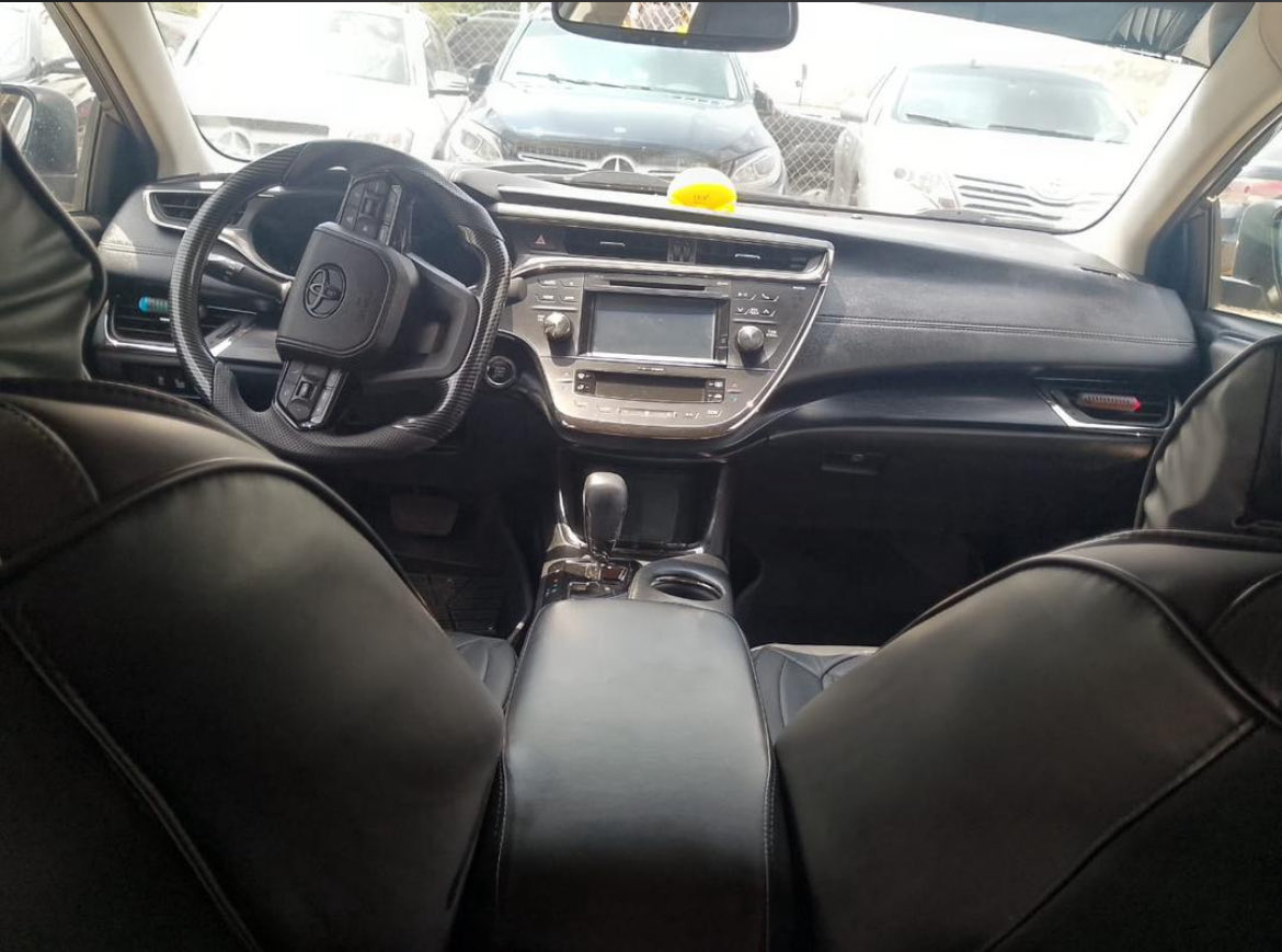 abujamiddleman's tweet photo. 🚨 SALES ALERT 🚨 
2017 Toyota Avalon 
📍- Abuja 
Price - N18million 
#AbujaTwitterCommunity https://t.co/CPaa1XtJWT