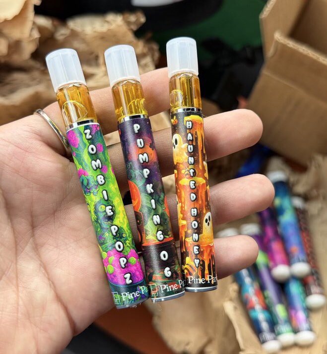 THE PUFF PLAYGROUND🎭💨 tweet media