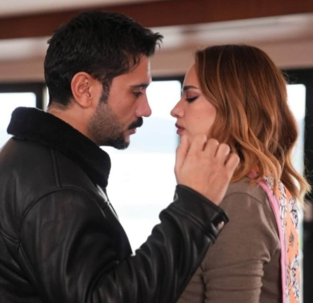 Marames61092919's tweet photo. AyMir💖✨#aymir #ruyagibi #sedabakan #ugurgüneş https://t.co/ZhWVWTvSeP