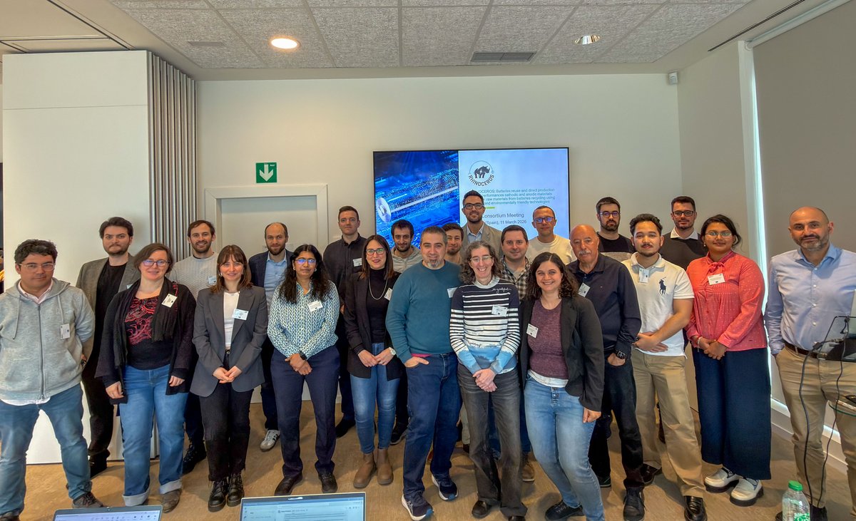 CIDETEC_'s tweet image. 🦏🔋𝐂𝐈𝐃𝐄𝐓𝐄𝐂 𝐄𝐧𝐞𝐫𝐠𝐲 𝐒𝐭𝐨𝐫𝐚𝐠𝐞, hosts RHINOCEROS EU Project meeting.
As the newest member of the consortium, 𝐂𝐈𝐃𝐄𝐓𝐄𝐂 𝐄𝐧𝐞𝐫𝐠𝐲 𝐒𝐭𝐨𝐫𝐚𝐠𝐞 is validating the active materials recovered through three innovative refining processes
#CidetecEnergyStorage