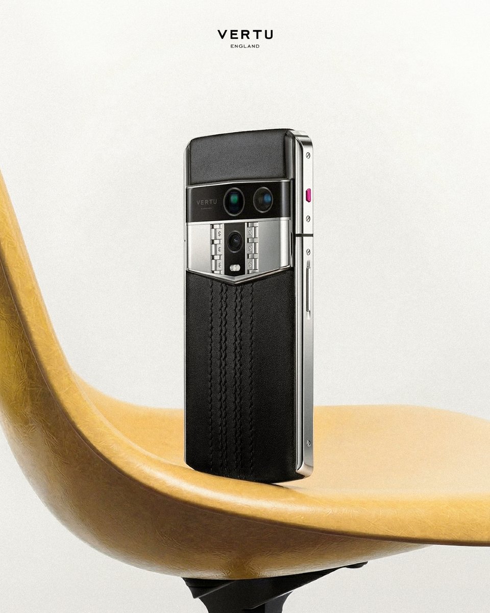 VertuEngland's tweet image. CRAFTED BY HAND
DEFINED BY VERTU

The VERTU AGENTQ is designed for those who demand more than ordinary technology.

Discover the art of modern luxury.
Visit VERTU to explore.

#VERTU #VERTUAGENTQ #LuxuryTechnology #LuxuryCraftsmanship #HandcraftedLuxury #PremiumLifestyle