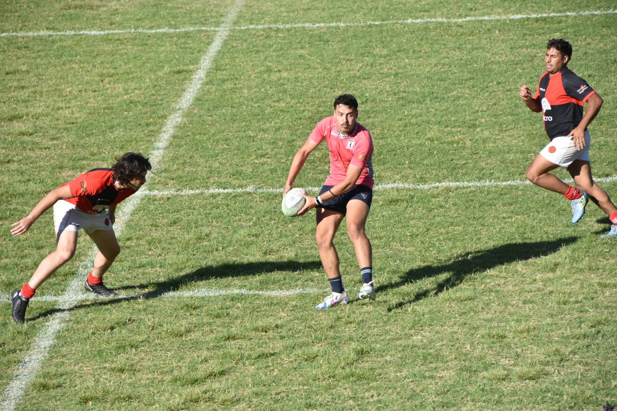 geromieres's tweet photo. Pergamino basquet . Juego al rugby desde muy chico en gimnasia de Pergamino. Depues de trabajar decidi volver a estudiar. Me compre un drone y hago "contenido" en @eldronedelbull en insta y esa es un poco mi vida https://t.co/DJJgVNjPSA