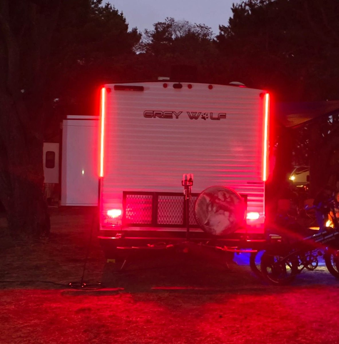 BoogeyLights's tweet photo. "Excellent product! Easy installation! Highly visible! I am flush for the moment but they will most certainly be my go to for any future needs. I would recommend Boogey Lights for anyone pulling a trailer if you need more visibility at night or as in my case a bike rack on your rear trailer hitch that partially covers your factory taillights. They increased my safety factor by a great deal. I know for a fact now I am visible day or night. Great product guys, Thanks!"

#RV Tail-Turn-Brake PACKAGE: https://t.co/xeSvgBO3Oj
📷: #boogeylights