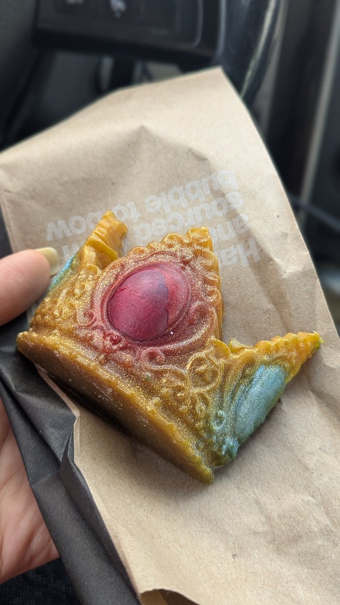 𝕔𝕪𝕓𝕖𝕣 𝕢𝕦𝕖𝕖𝕟 𝕧 tweet media