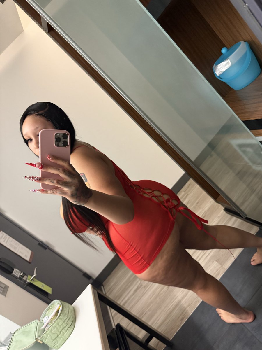 GBarbie____'s tweet photo. https://t.co/iOatecIPwc