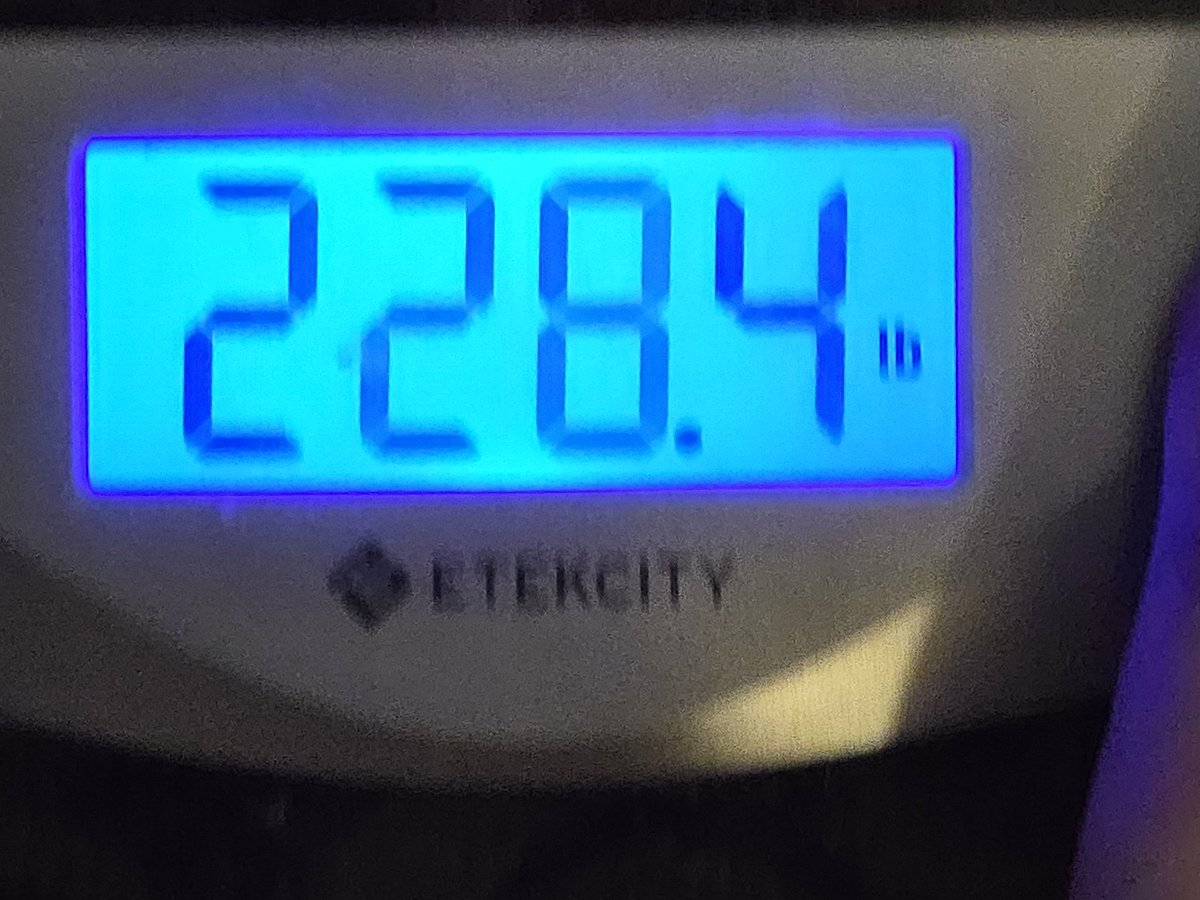 MechaFishMan's tweet photo. Less the 30 lbs to my initial goal!! https://t.co/vQJUe2ADg5
