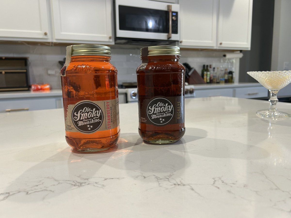 Eric C. Henry tweet media