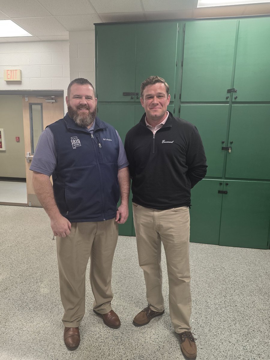 bretwaldrep's tweet photo. Thoroughly enjoyed meeting and hearing from Bryan Dawson @1819News this morning at our school. Great guy doing good work in Alabama with an amazing testimony to the sovereignty of God https://t.co/wdbcS45Fba
