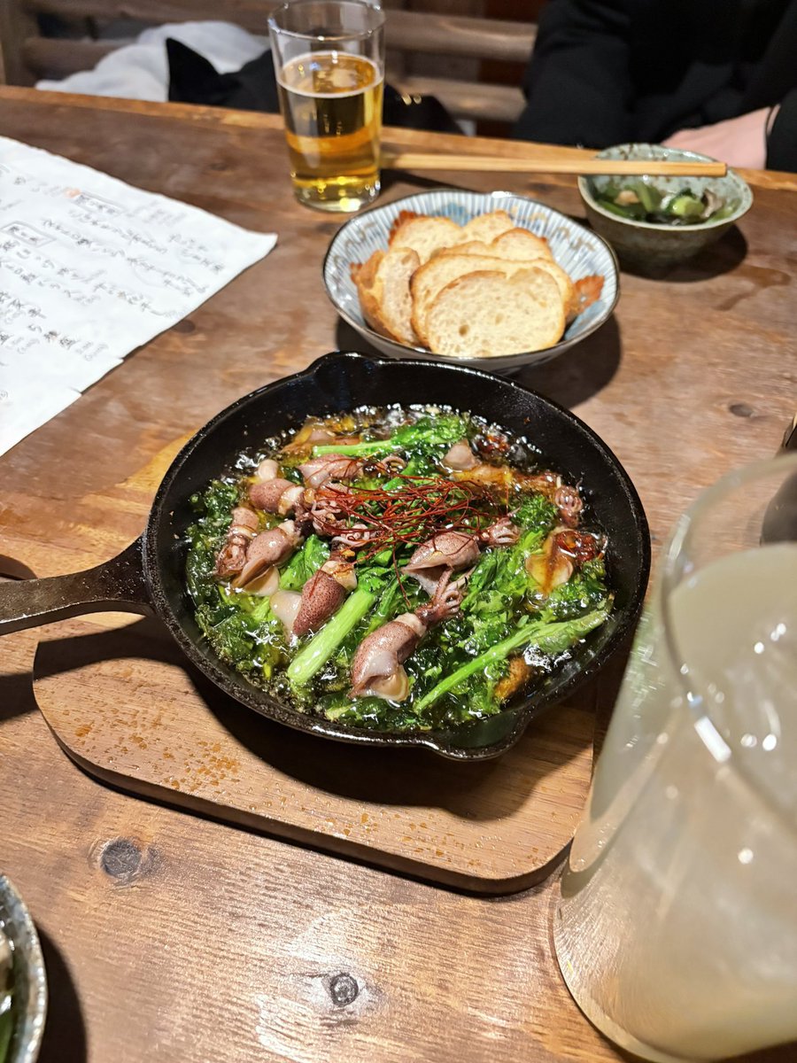 ホタルイカと菜の花のアヒージョ美味しかった
今日は寒すぎるけど