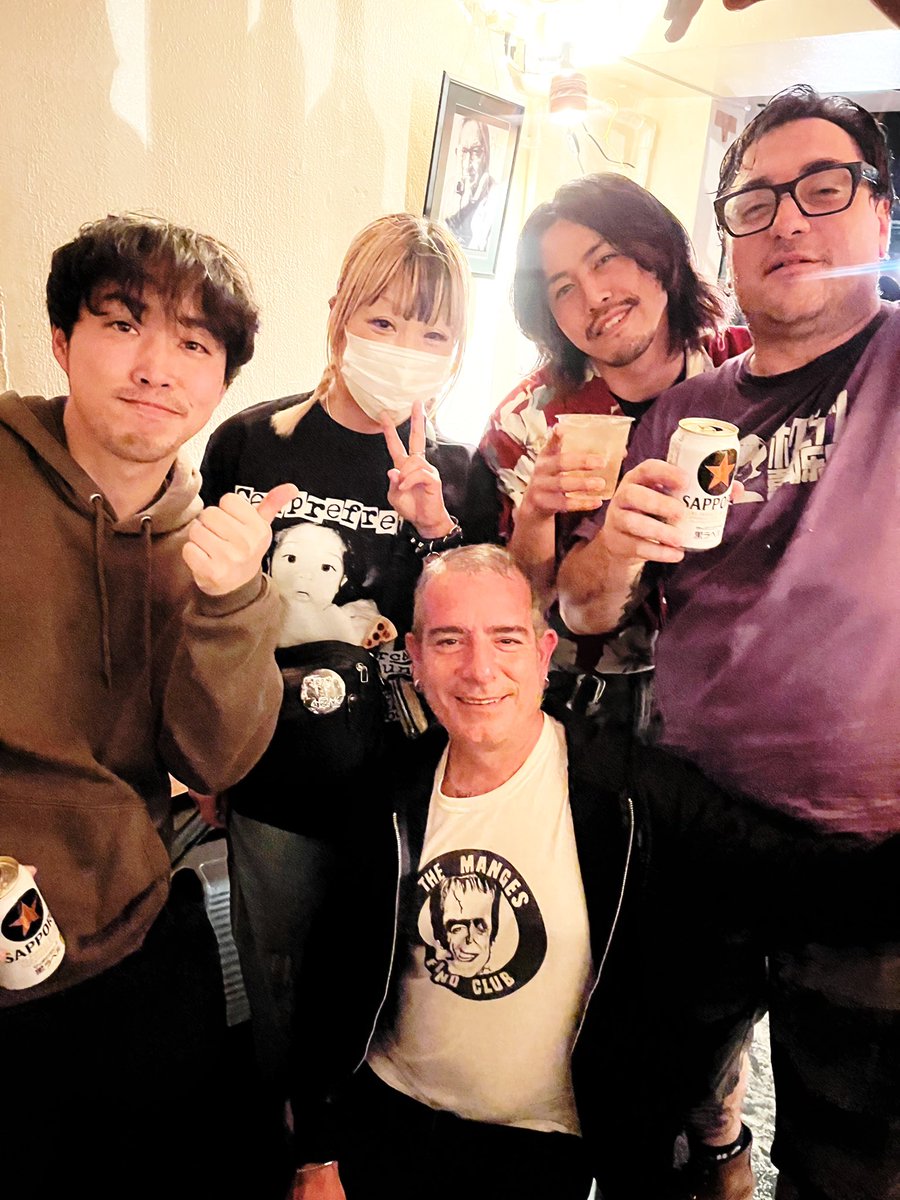 kalithefool's tweet photo. 今日は心斎橋STOMP😆
SEMPREFRESKI日本ツアー大阪🐯
大好きトラッシュマインドと
大好きトラッシュオブアコーンと
平日めちゃくちゃ楽しかった！！
みんなカッコよかった😍
＃SEMPREFRESKI https://t.co/zXRr6Dvn5l