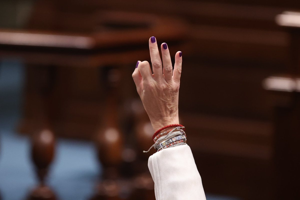 Parlamento Canarias tweet media