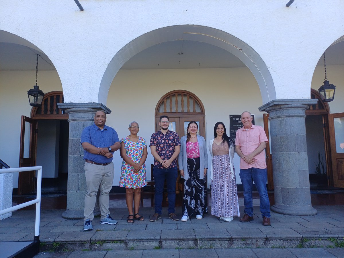 CIENPINOS tweet media