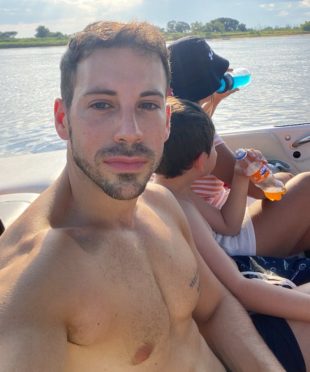 giordare's tweet photo. ☀️ https://t.co/MdnWEZpR3p