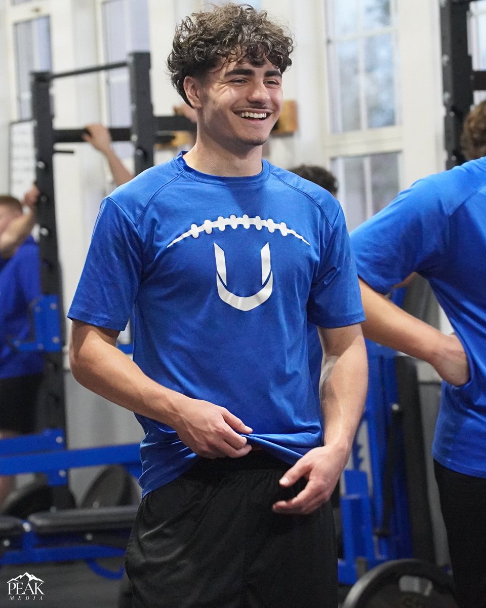uprepfootball's tweet photo. 💪💪 https://t.co/mlRsGxhC7m