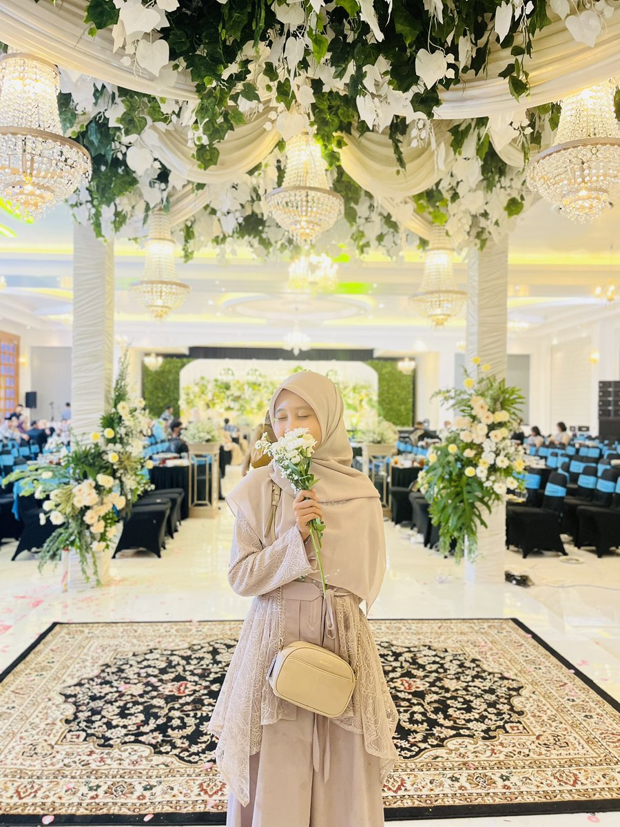 karimaaa1311's tweet photo. @tanyakanrl Ini baju kondangan tapi keknya cocok jg buat lebaran hehe https://t.co/bYw22O8sLr