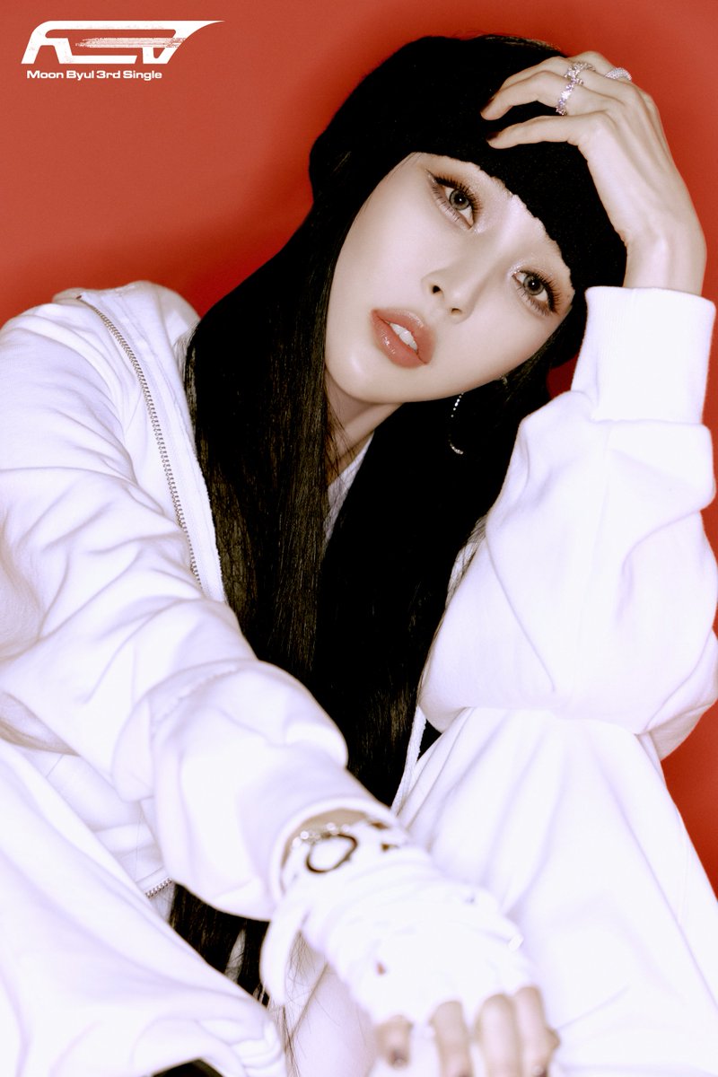 OneilyMusic's tweet photo. Moon Byul of MAMAMOO releases the third teaser images for her 3rd single ‘REV.’ https://t.co/Ua9tAidKWV